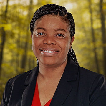 Rushell Grant Headshot