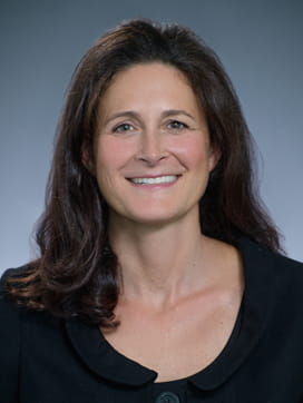 Marta Glazier Headshot