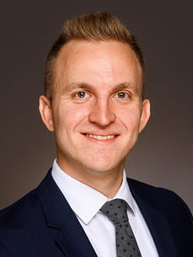 Jakob Adams headshot