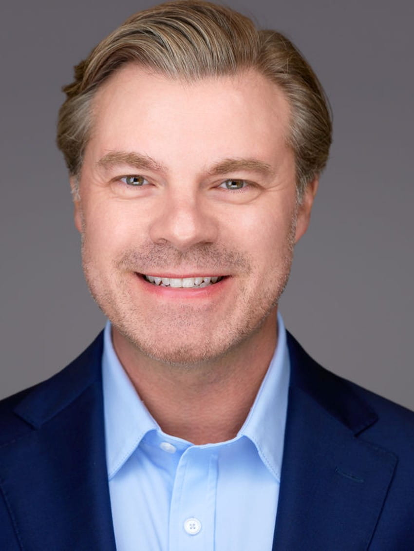 Justin Roman Headshot