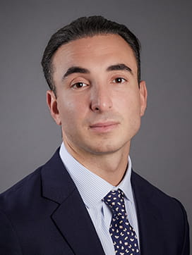 Oliver Craig Headshot