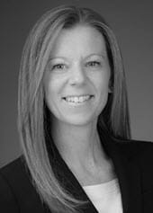 Leslier Bloom headshot