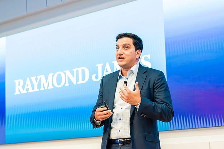 Robert A. James Award of Service Excellence: Celebrating our Q3 Recipients